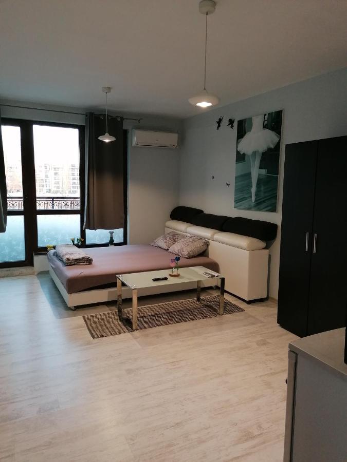 Central Studio Maritsa Plovdiv Buitenkant foto